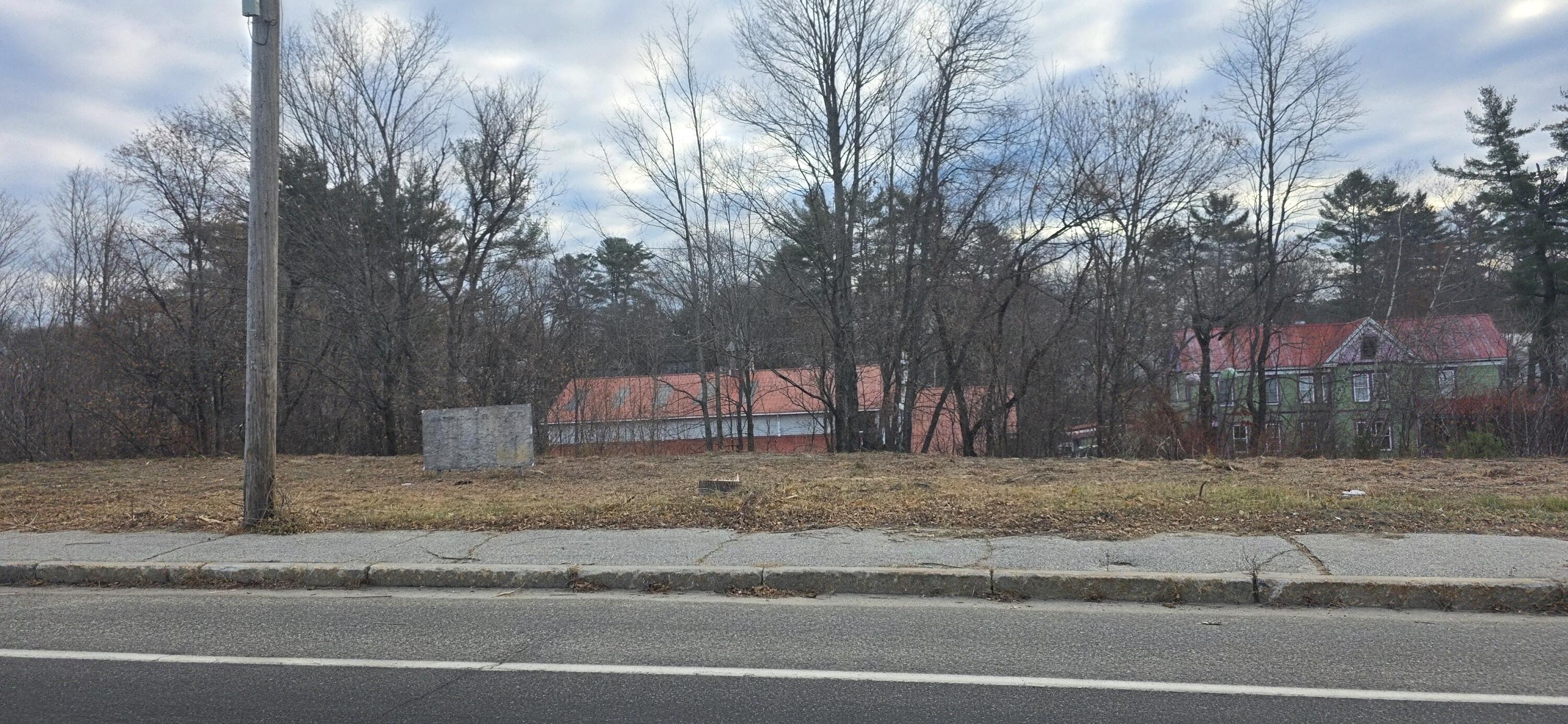 62 Main Street Paris, ME 04281 - Photo 4 of 5 20251124_081106