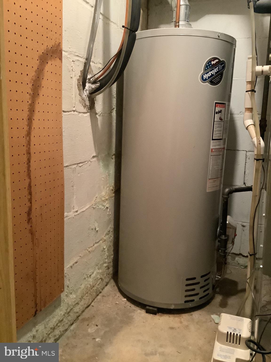 3505 Dunhaven Road Dundalk, MD 21222 - Photo 30 of 41 Hot Water Heater