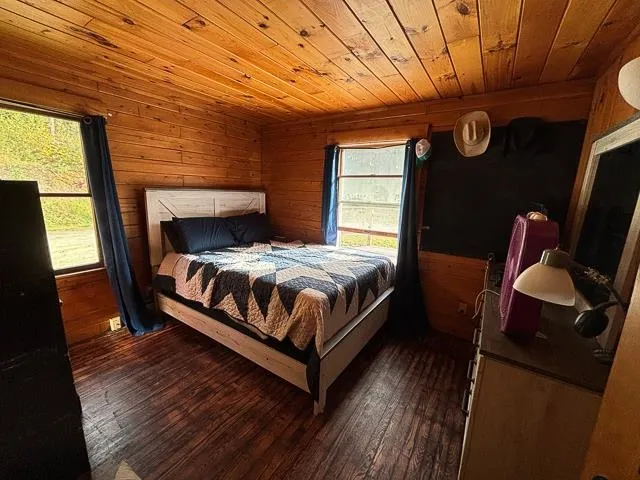 $480,000 | 17 Tracy Hill Road, Northfield, VT 05663