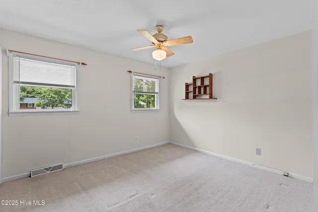 $264,000 | 113 East Page Street, Teachey, NC 28464