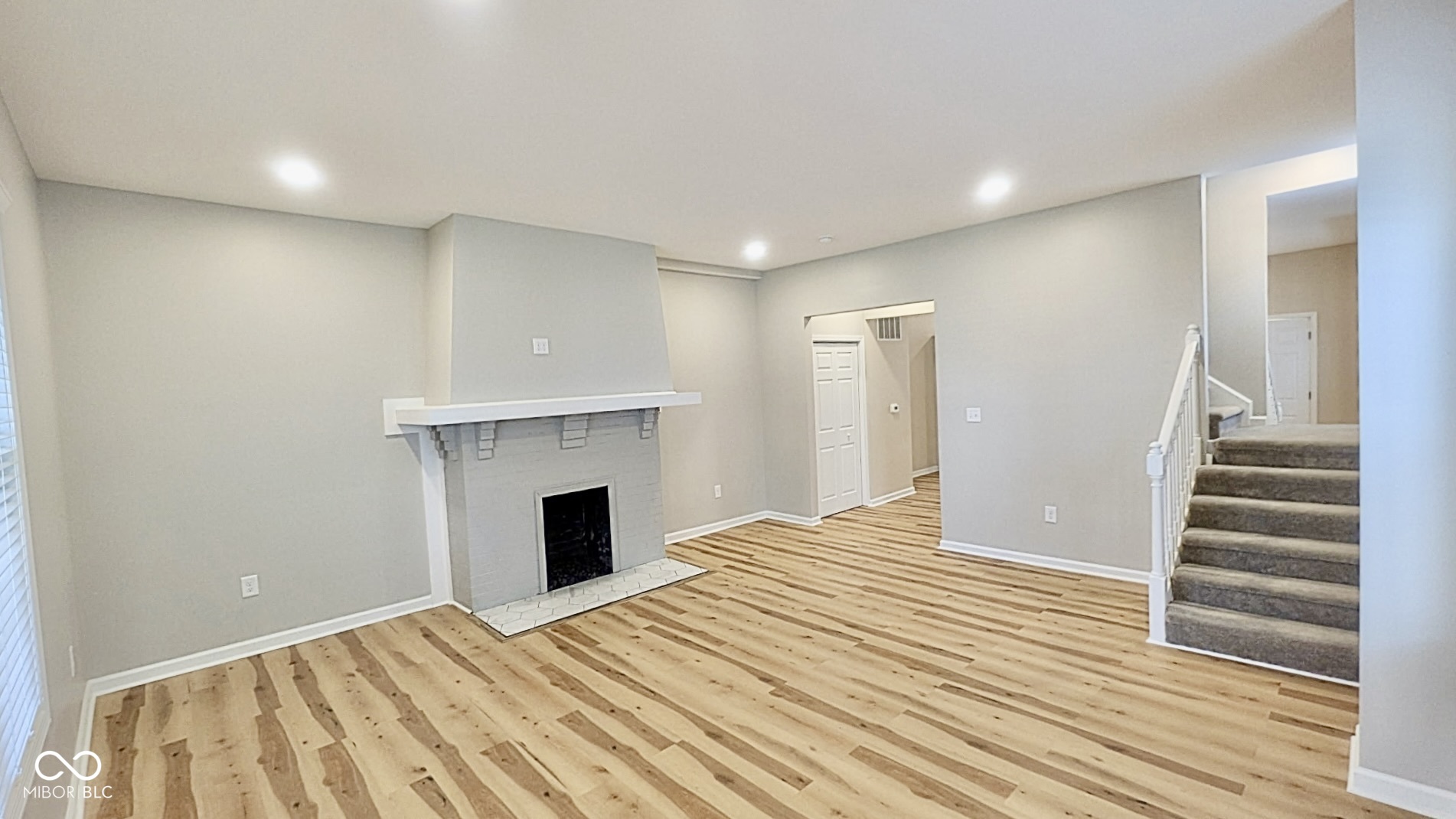 3256 Ruckle Street Indianapolis, IN 46205 - Photo 5 of 34