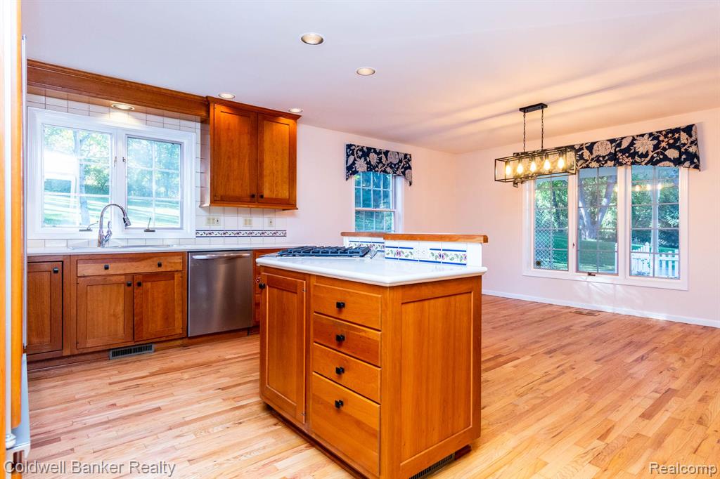 4565 Gallagher Road Rochester, MI 48306 - Photo 21 of 86