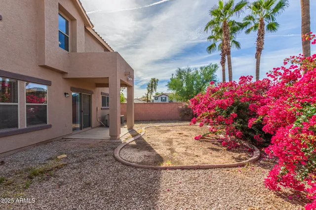 $490,000 | 1096 East Parkview Court, Gilbert, AZ 85295