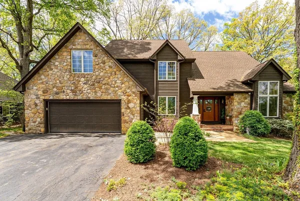 $749,000 | 1235 Cumberland Drive, Harrisonburg, VA 22801