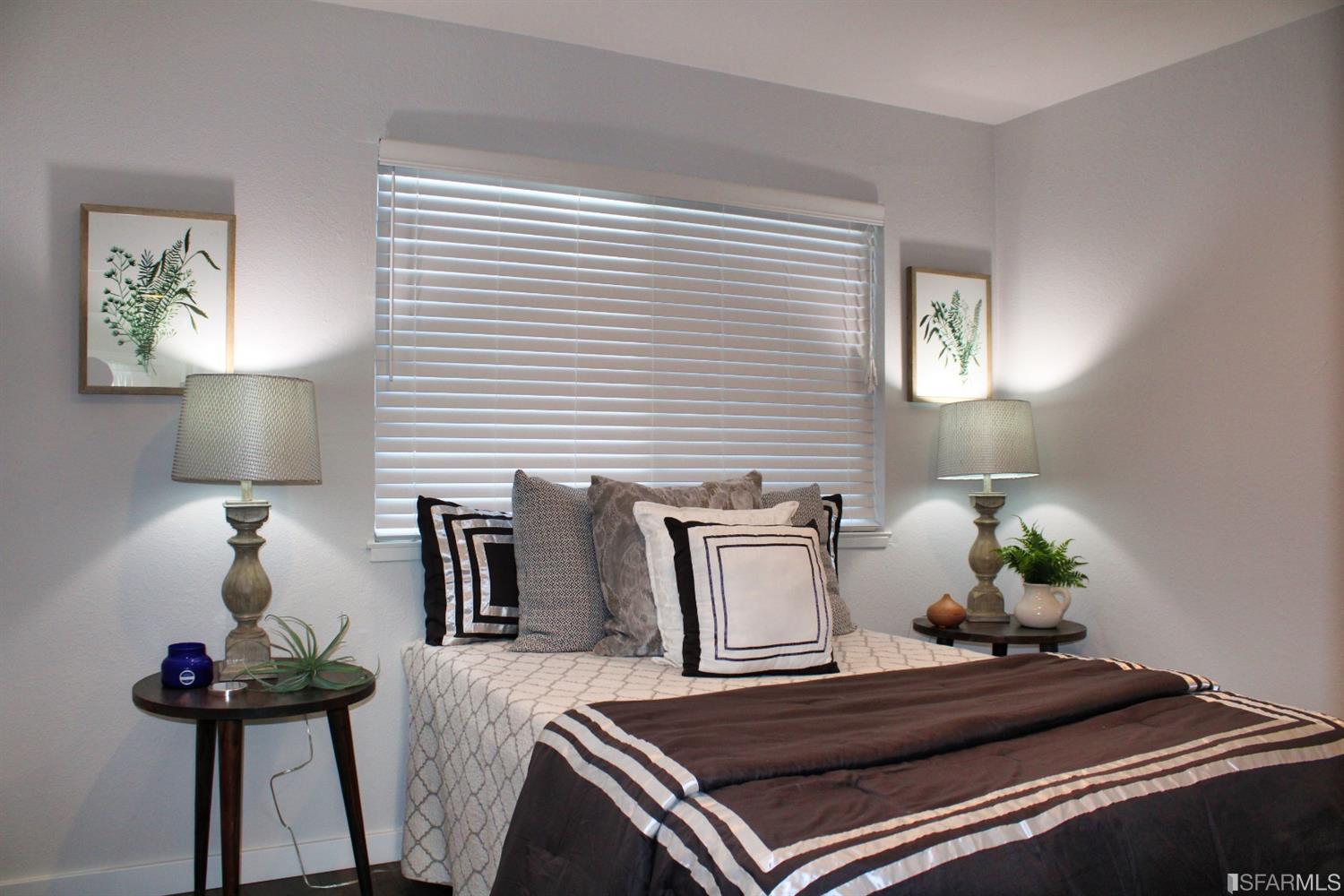 1200 Kenwal Road, Unit D Concord, CA 94521 - Photo 7 of 14 a living room with furniture