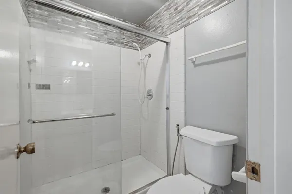 $350,000 | 3923 Oak Villa Circle, Carmichael, CA 95608