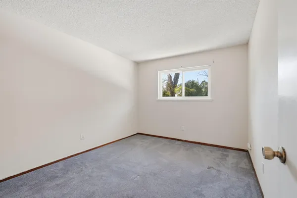 $350,000 | 3923 Oak Villa Circle, Carmichael, CA 95608