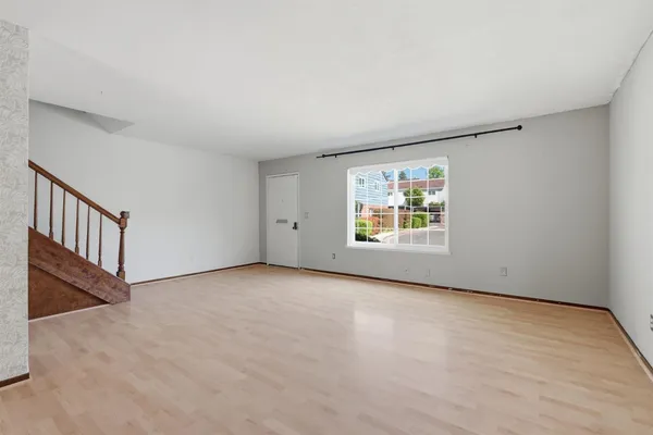 $350,000 | 3923 Oak Villa Circle, Carmichael, CA 95608