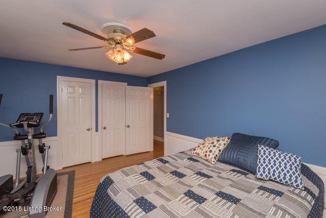 222 Alcott Road Louisville, KY 40207 - Photo 7 of 35 first floor bedroom