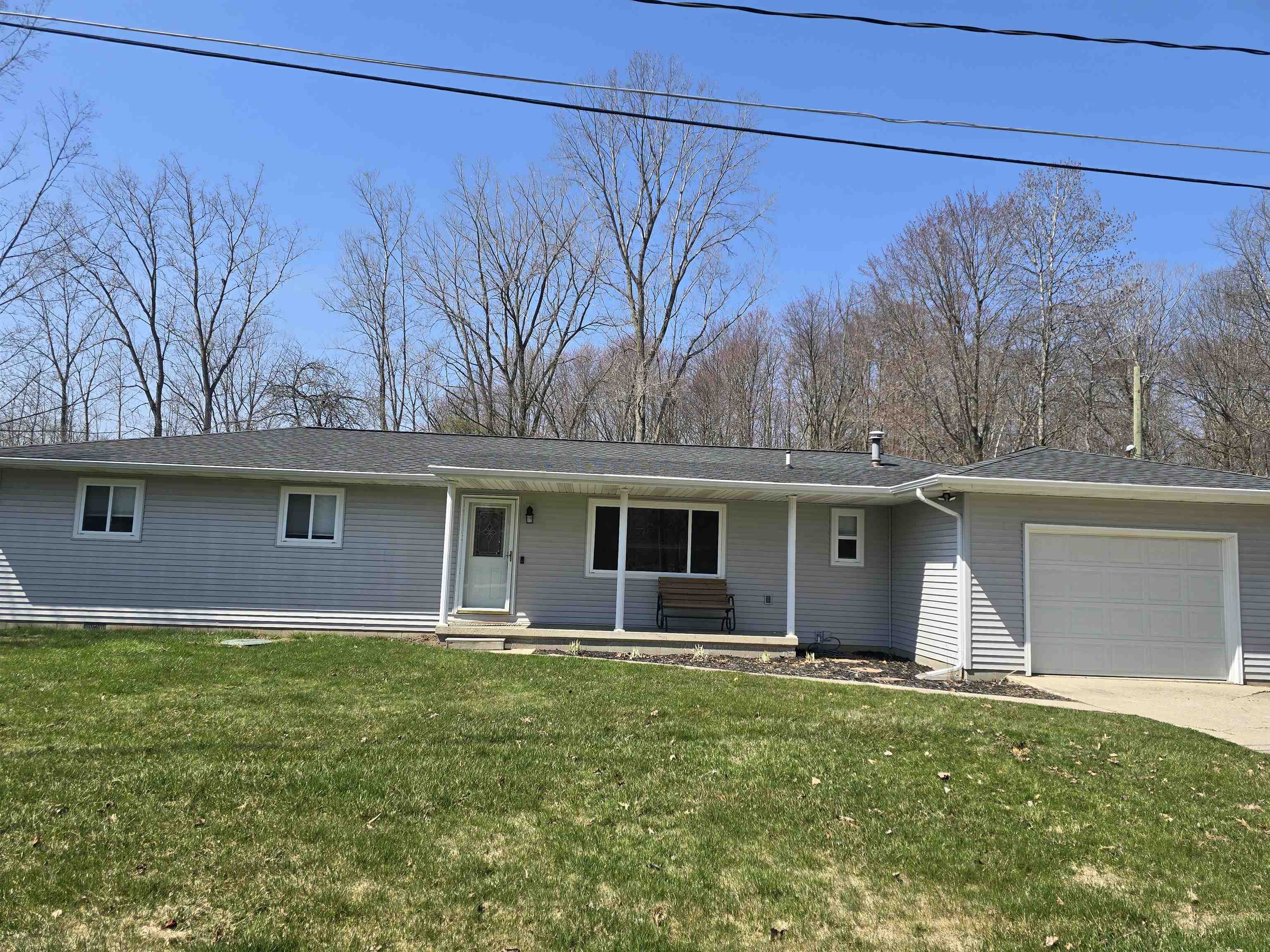 842 South Grey Road Midland, MI 48640 - Photo 1 of 23