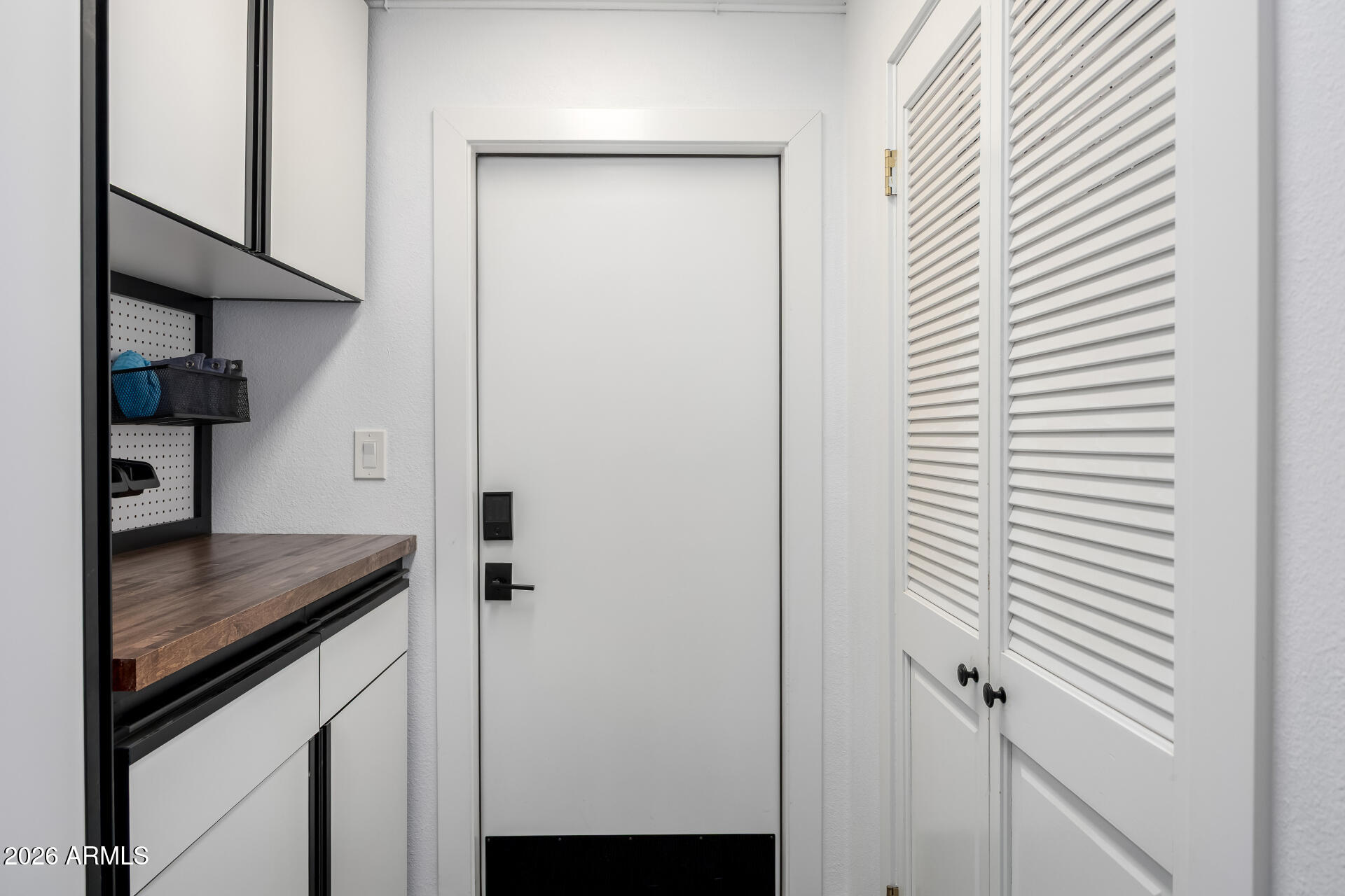 3220 East Hatcher Road Phoenix, AZ 85028 - Photo 34 of 50 a view of a storage & utility room