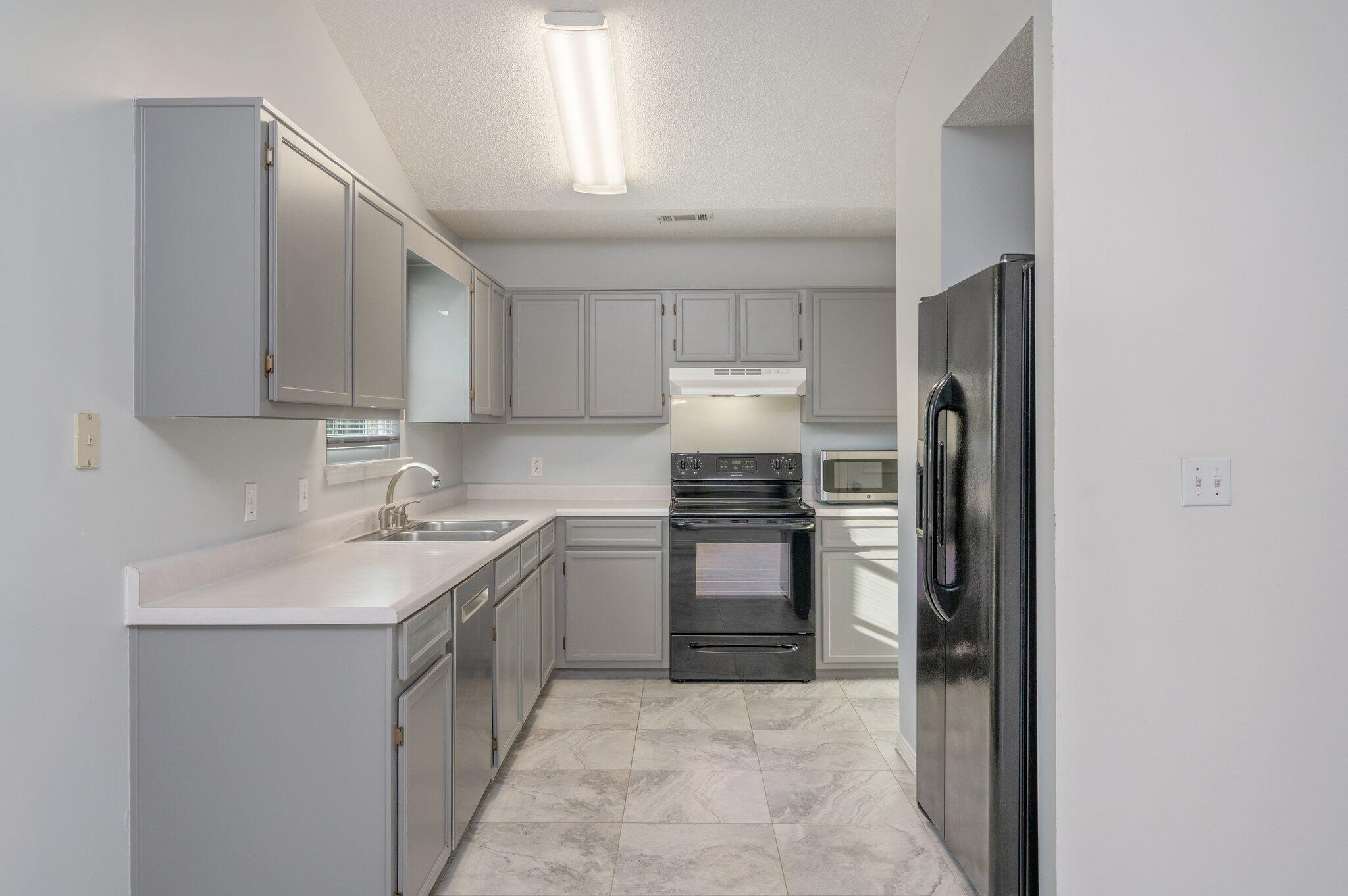 4253 Antioch Road Crestview, FL 32536 - Photo 11 of 34 11-web-or-mls-4253 Antioch Rd-07