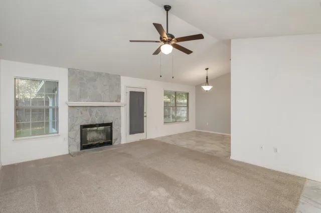 $1,650 | 4253 Antioch Road, Crestview, FL 32536