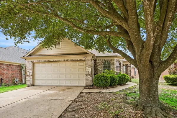 $1,975 | 15519 Hickory Dale Street, Cypress, TX 77429