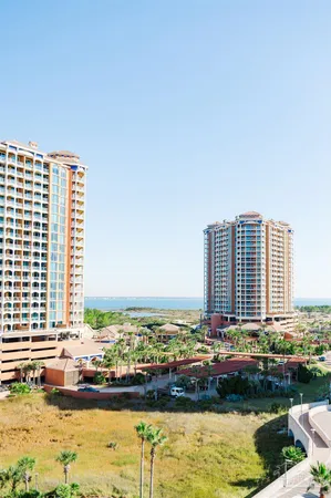 $770,000 | 5 Portofino Drive, Unit 805, Pensacola Beach, FL 32561