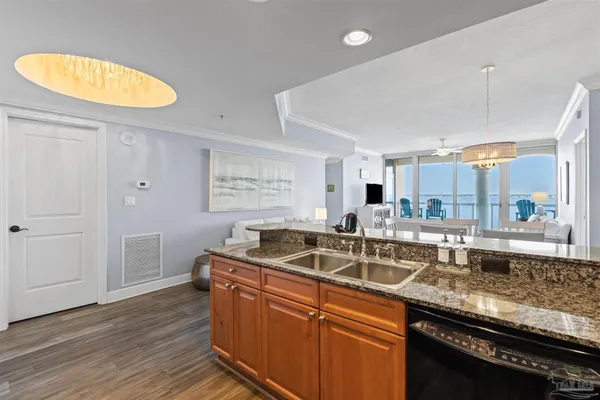 $770,000 | 5 Portofino Drive, Unit 805, Pensacola Beach, FL 32561