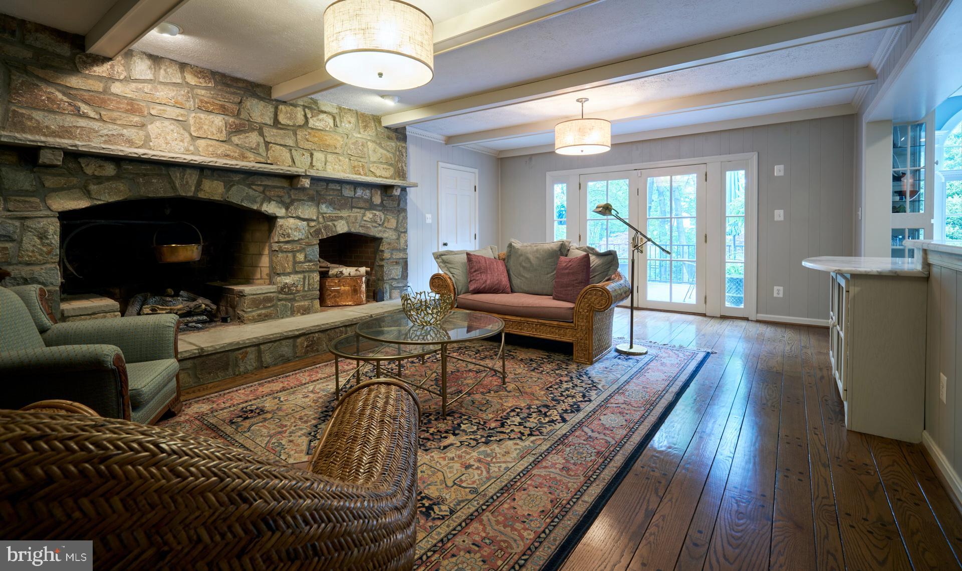 11316 Lapham Drive Oakton, VA 22124 - Photo 34 of 87 Family room