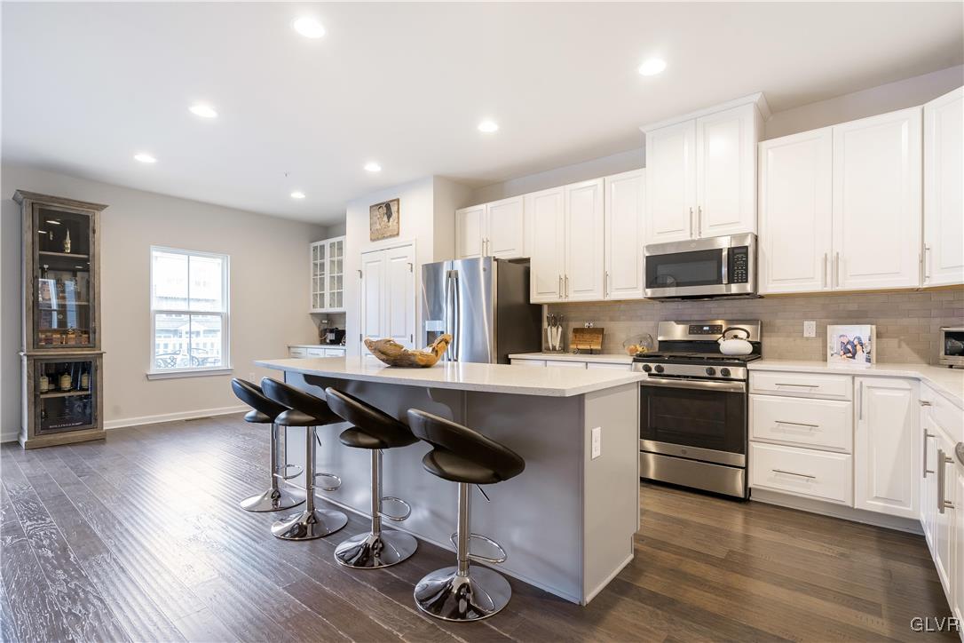 2260 Raya Way Easton, PA 18045 - Photo 8 of 25 Gallery Image 8