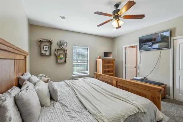 $419,999 | 2371 West US Highway 69, Emory, TX 75440