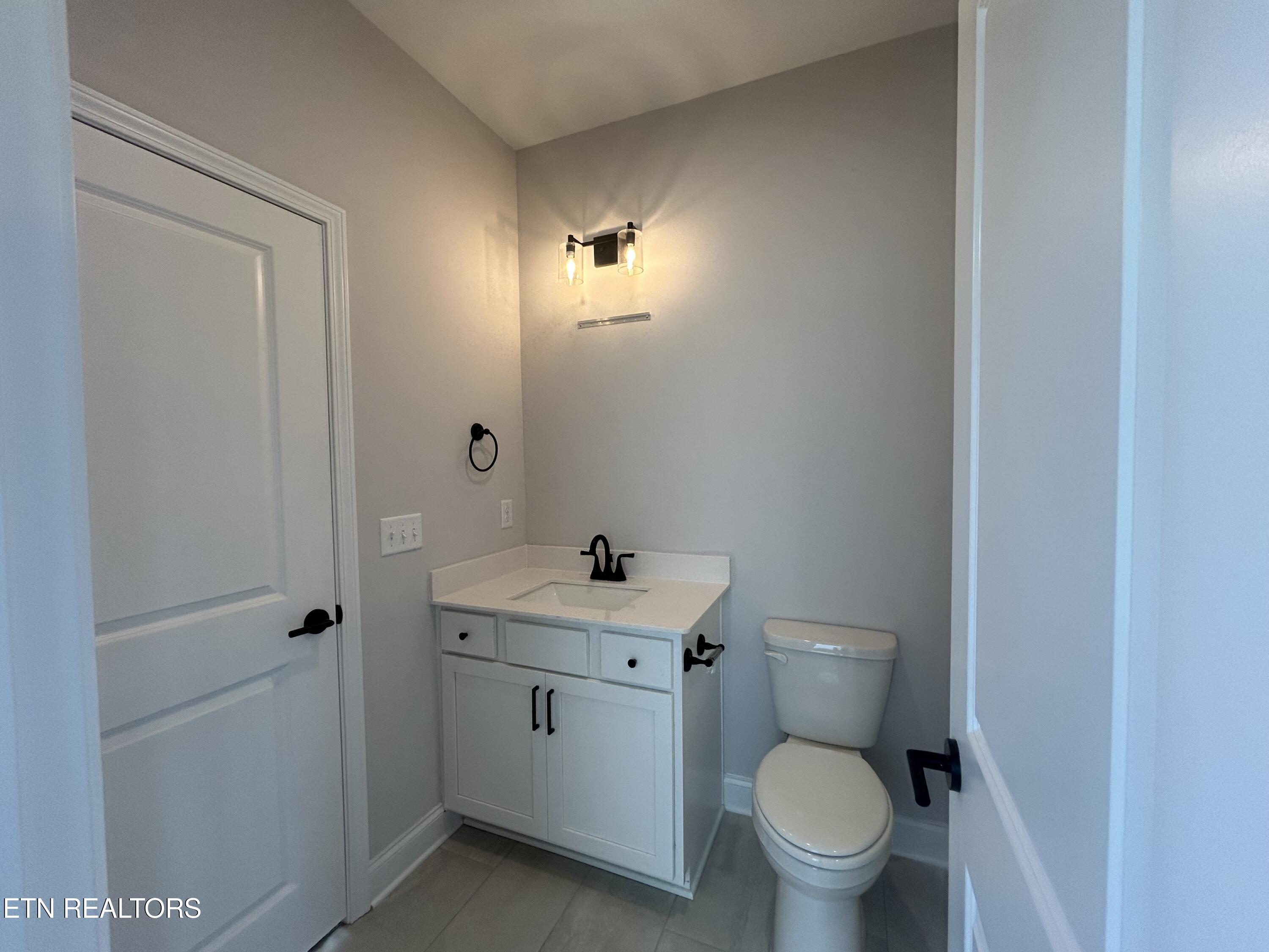 516 Ivey Farms Road Farragut, TN 37934 - Photo 4 of 30 IMG_1667