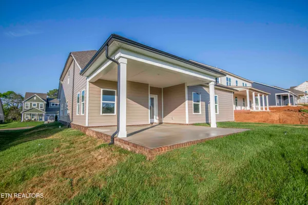 $709,911 | 516 Ivey Farms Road, Farragut, TN 37934