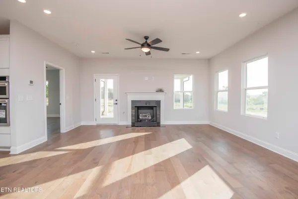 $709,911 | 516 Ivey Farms Road, Farragut, TN 37934