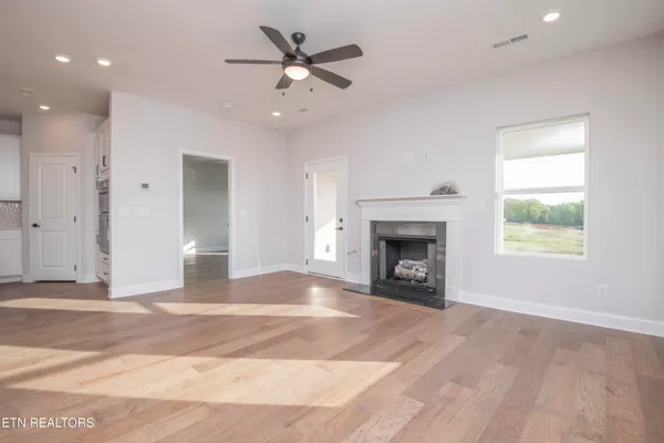 $709,911 | 516 Ivey Farms Road, Farragut, TN 37934
