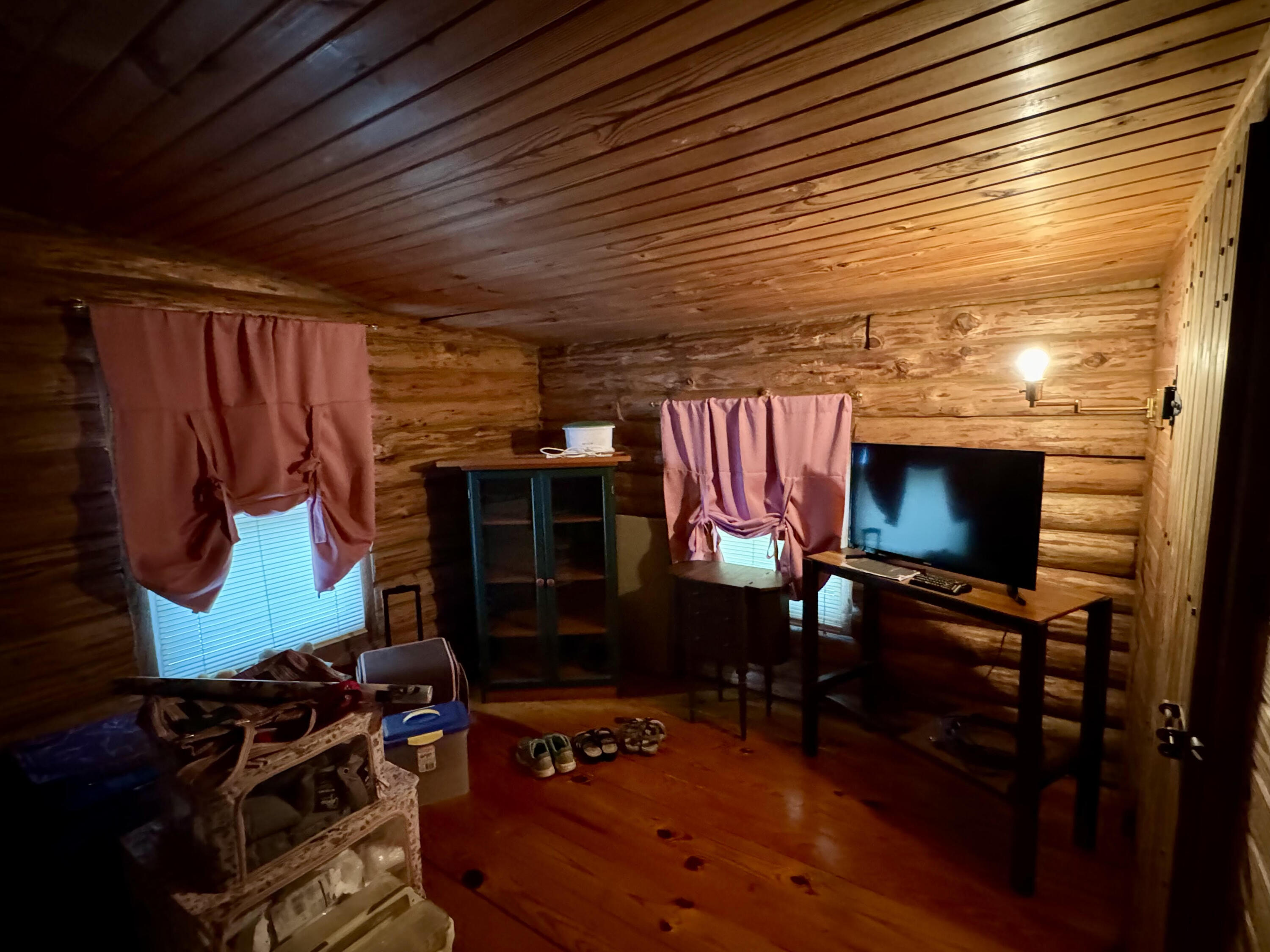 2187 South County Line Road Westville, IN 46391 - Photo 14 of 31 3000x2250