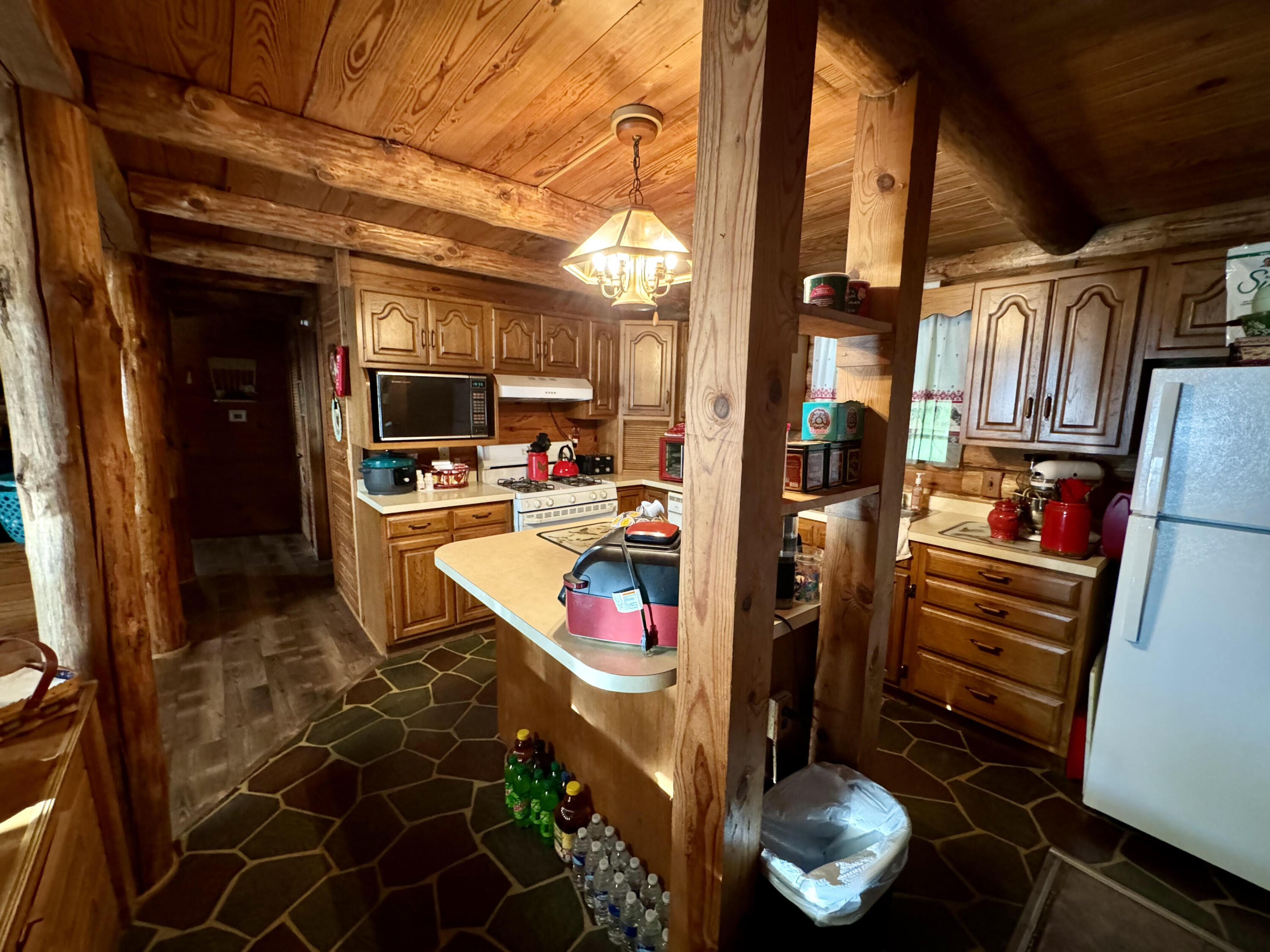 2187 South County Line Road Westville, IN 46391 - Photo 7 of 31 3000x2250