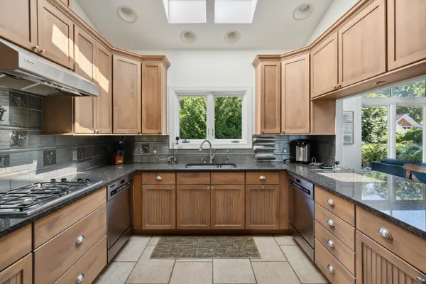 $3,999,000 | 3987 Lake Shore Drive, New Buffalo, MI 49117