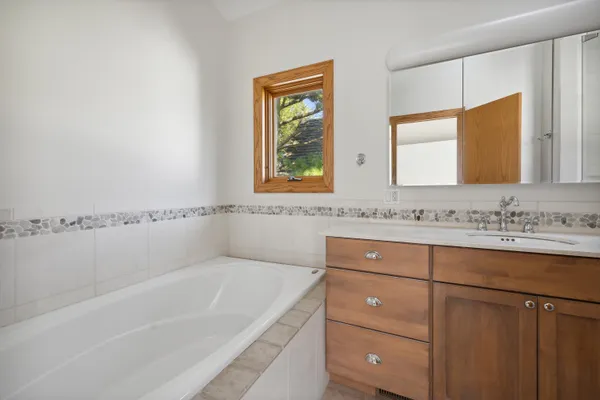 $3,999,000 | 3987 Lake Shore Drive, New Buffalo, MI 49117