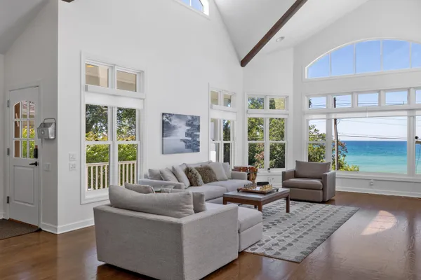 $3,999,000 | 3987 Lake Shore Drive, New Buffalo, MI 49117