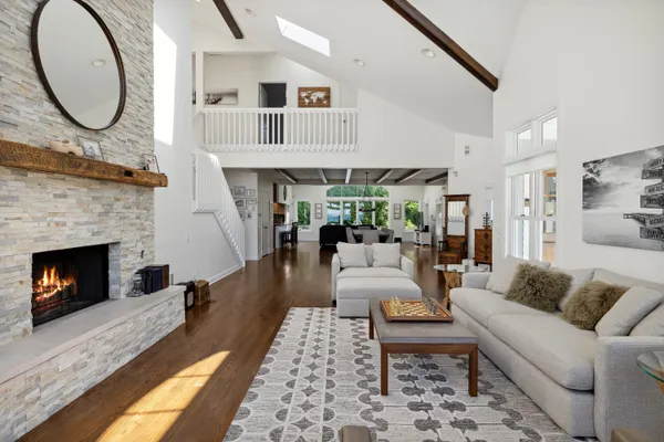 $3,999,000 | 3987 Lake Shore Drive, New Buffalo, MI 49117