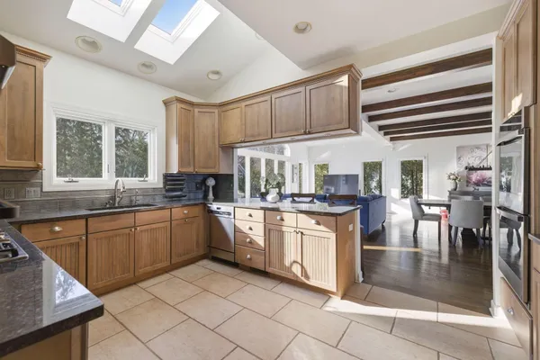 $3,999,000 | 3987 Lake Shore Drive, New Buffalo, MI 49117