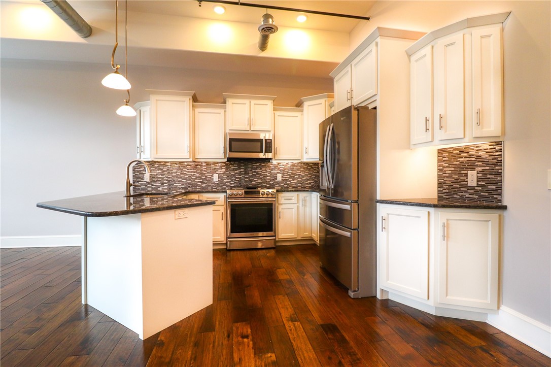 64 East Market Street, Unit 202 Corning, NY 14830 - Photo 5 of 50