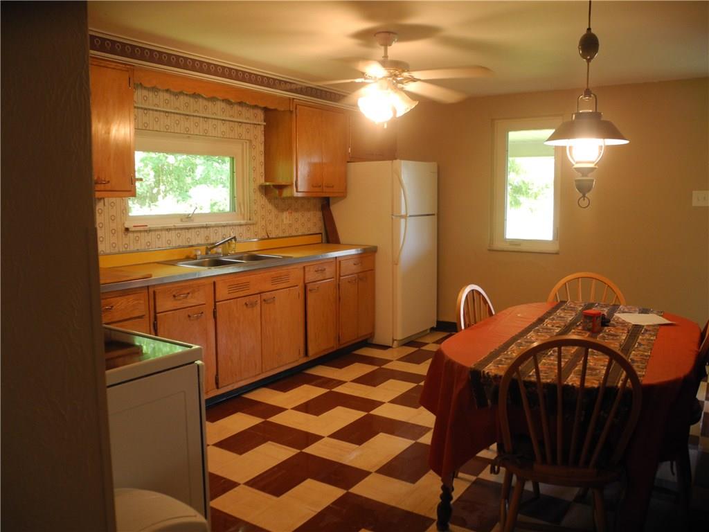 1409 Reissing Road McDonald, PA 15057 - Photo 3 of 21 Gallery Image 3