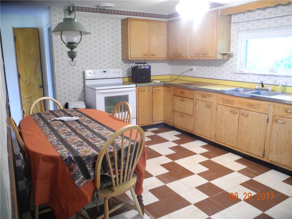 1409 Reissing Road McDonald, PA 15057 - Photo 4 of 21 Gallery Image 4