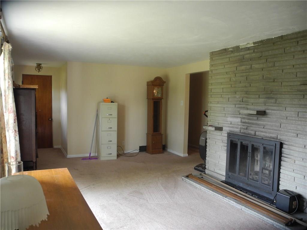 1409 Reissing Road McDonald, PA 15057 - Photo 6 of 21 Gallery Image 6