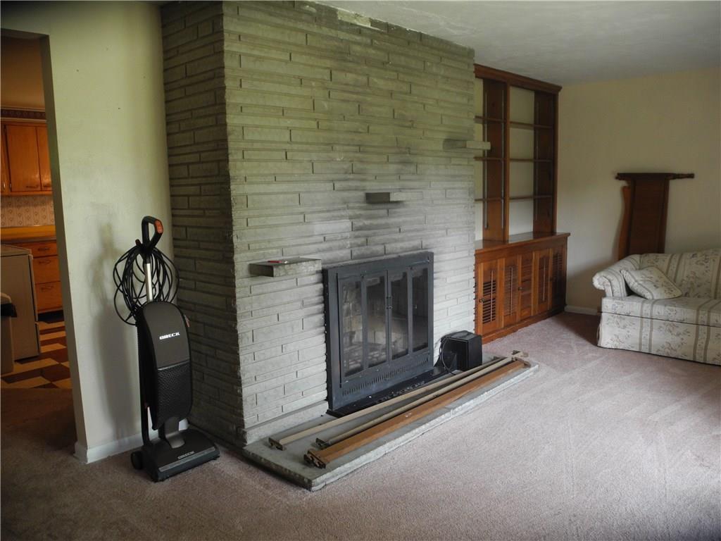 1409 Reissing Road McDonald, PA 15057 - Photo 8 of 21 Gallery Image 8