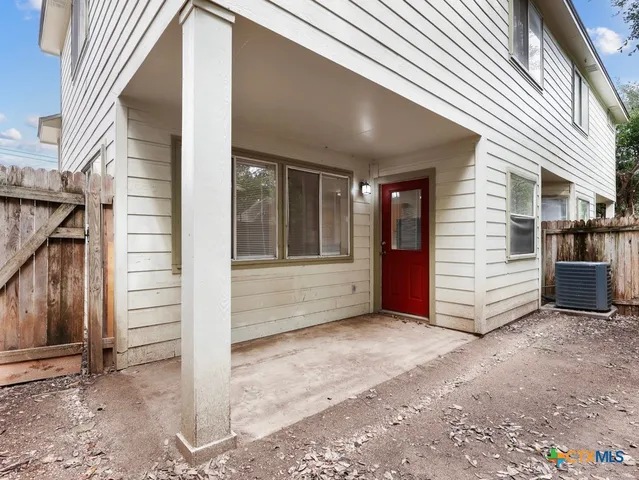 a view of a house with an empty space