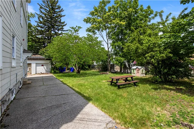 $2,100 | 11 Roosevelt Street, Unit 1, North Providence, RI 02904