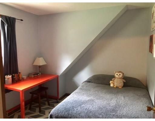 105 Senator Street Springfield, MA 01129 - Photo 11 of 16