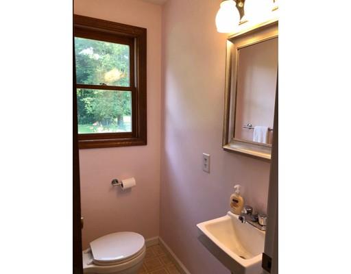 105 Senator Street Springfield, MA 01129 - Photo 6 of 16