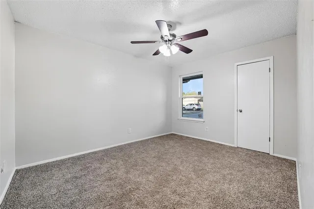 $260,000 | 2742 Pepperidge Drive East, Lancaster, TX 75134