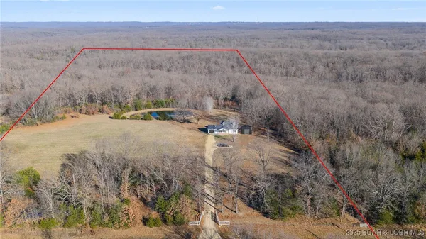 1029 State Route West, Eldon, MO 65026