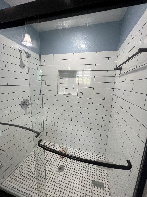 7613 Lady Street Houston, TX 77021 - Photo 14 of 18 a bathroom with a shower