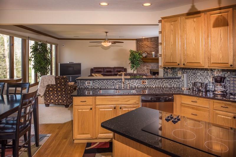 12378 Bridgewater Road Indianapolis, IN 46256 - Photo 4 of 22 Gallery Image 4