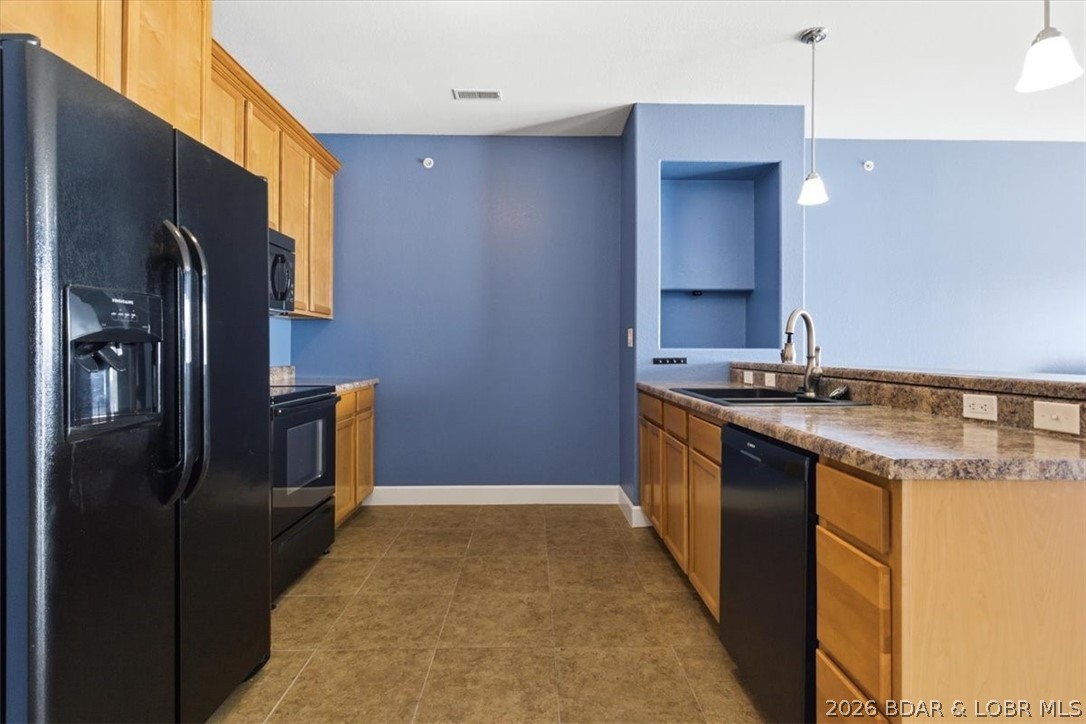 64 Knox Road, Unit N405 Rocky Mount, MO 65072 - Photo 8 of 38 Kitchen