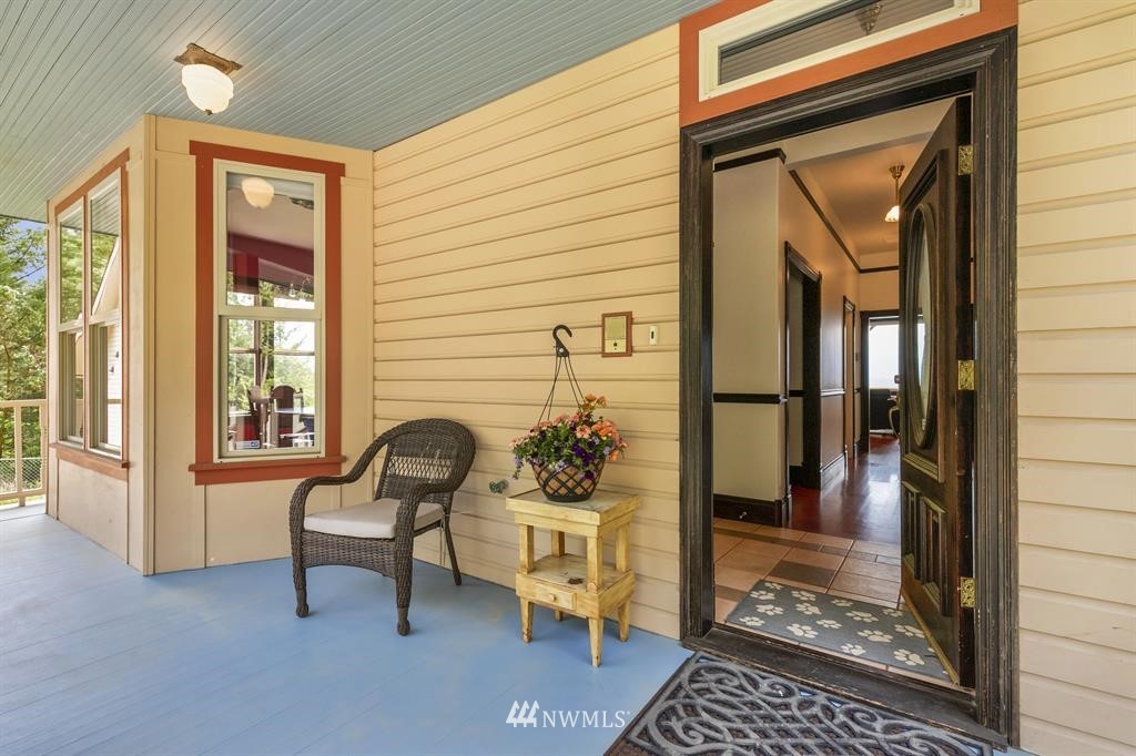 6210 Cape George Road Port Townsend, WA 98368 - Photo 3 of 34 Gallery Image 3
