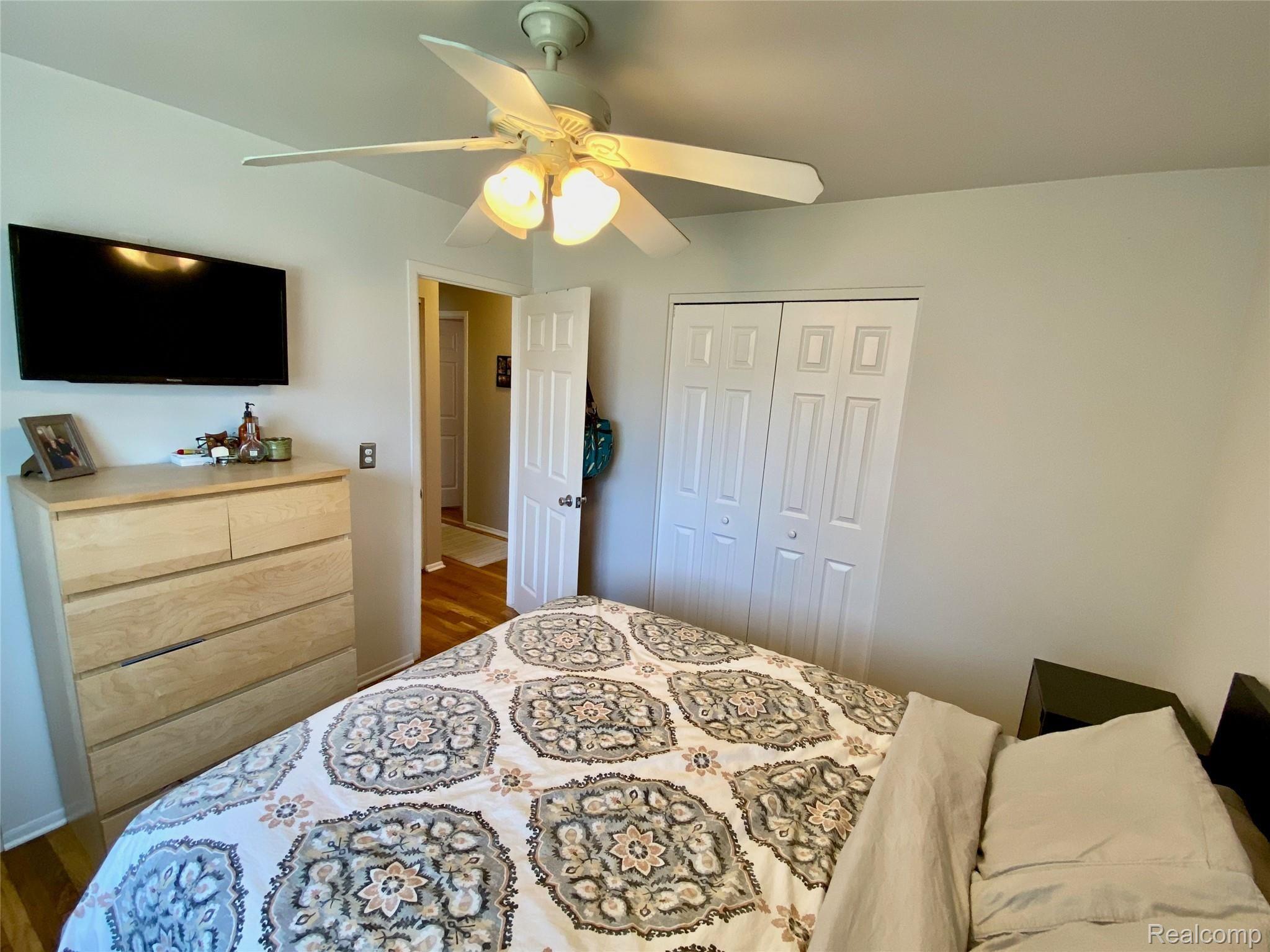 40565 Pickett Ridge Road Sterling Heights, MI 48313 - Photo 17 of 22 40565 Pickett Ridge - 20 of 23.jpeg